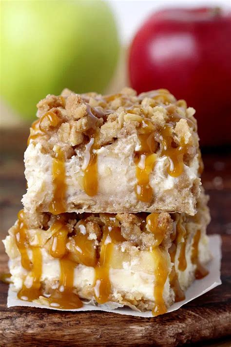 Caramel Apple Crisp Cheesecake Bars