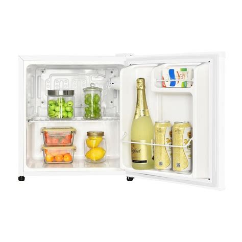 Magic Chef Cu Ft Freezerless Mini Fridge White Hmar We The