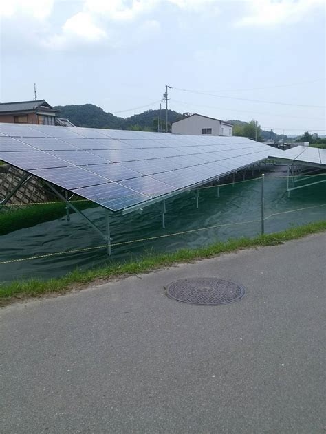 株式会社エネテクトレーディング Archive 三重県津市 太陽光発電施工中