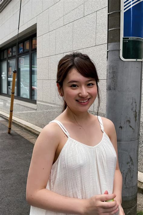 【桃尻かなめ高画質エロ画像96枚】巨乳美少女av女優の脱衣ヌードグラビア＆おっぱい自撮り│エロ画像まとめエロトック