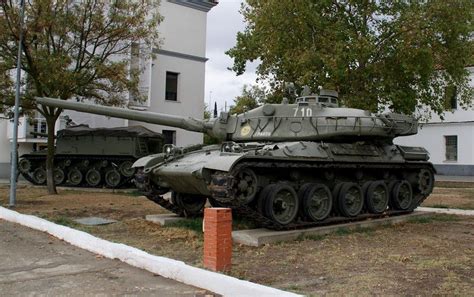 Amx E Carro De Combate In Museo De Unidades Acorazadas De El