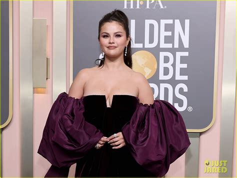 Photo Selena Gomez Golden Globes 2023 04 Photo 4879756 Just Jared