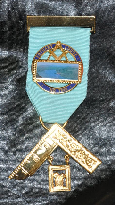 Craft Past Masters Breast Jewel Iii With Bespoke Crest On Ribbon