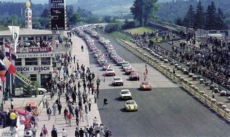 Gro Er Preis Der Tourenwagen N Rburgring