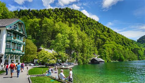 The most beautiful lakes in Salzkammergut - Austria • Ein Travel Girl