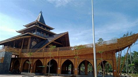 Masjid Bambu Kh Abdul Qadir Hasan Kiram Kabupaten Banjar Masuk Dalam