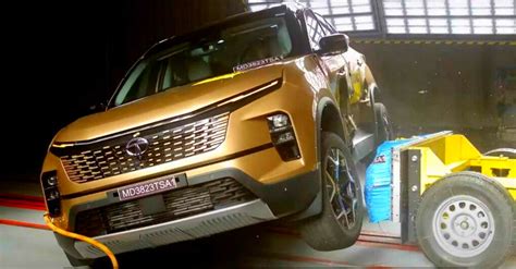 Tata Harrier And Safari Mid Sized Suvs Score A Perfect 5 Stars In The