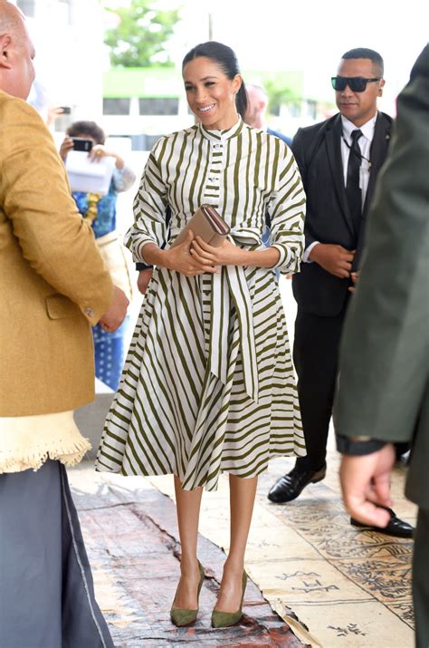 Meghan Markle Wore A Thing Martin Grant Dress In Tonga Edition