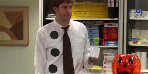 Office Party 10 Of Our Favorite Halloween Costumes From The Office