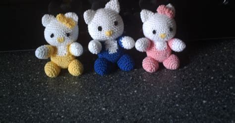 🤗 Zwaantje Creatief 🤗: Kleine hello kitty!!!!