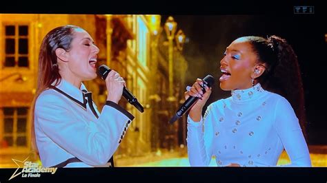 Star Academy La Finale Ebony chante Roxane avec Sofia Essaïdi