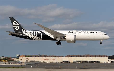 The 5 Longest Air Routes From Australia & New Zealand