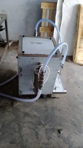 Semi Automatic Twin Head Liquid Filling Machine At Rs Semi