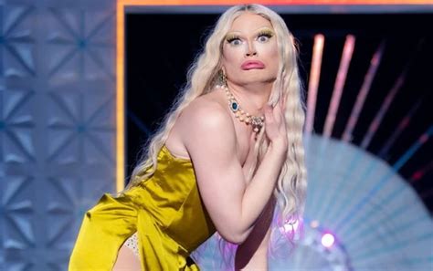 Drag Race Uk Vs The World Jonbers Blonde Reveals Festive Snatch Game