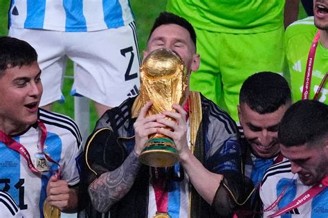 Lionel Messi Toma Decisión Radical Con Su Futuro En El Psg Luego De Ganar El Mundial Qatar 2022