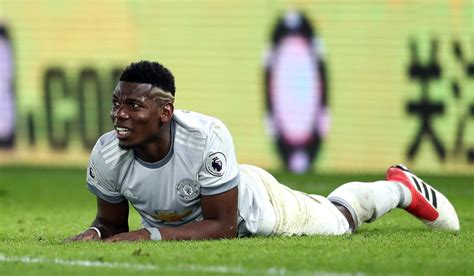 Manchester United Midfielder Paul Pogba Gives Jose Mourinho Huge Injury