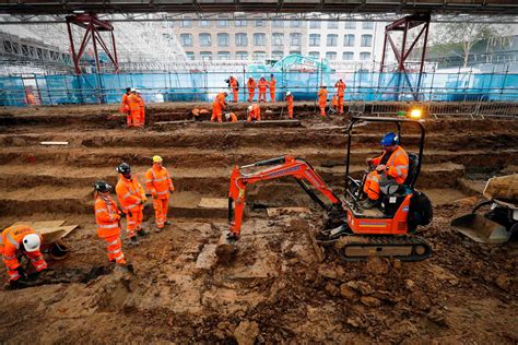 Archaeologists Start On Europes Largest Dig Ever Spanning 10000