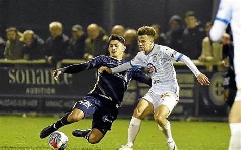 N Dinan L Hon Rate Le Coche En Sinclinant Face Granville Foot Amateur Bretagne