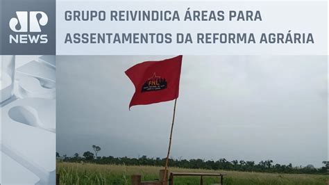 Integrantes Da Frente Nacional De Luta Campo E Cidade Ocupam Fazendas