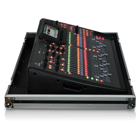 Behringer X32 Tp Console De Mixage Numérique Avec Flight Case Gear4music