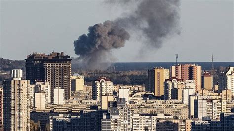 Ukraine Two Explosions Rocked Kyiv 80 Of Capital Without Water