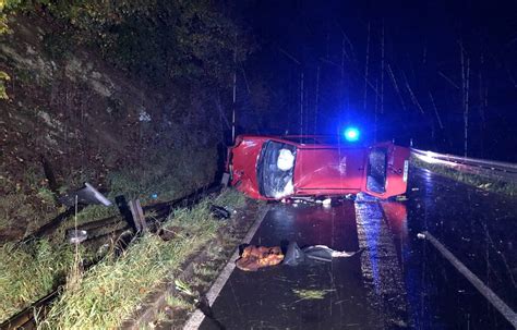 Eifel Auto überschlägt sich Fahrer auf dreifache Art unerlaubt am Steuer