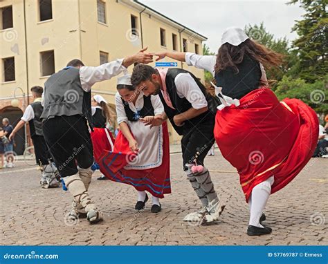 Folk Dance Ensemble from Calabria, Italy Editorial Photography - Image ...