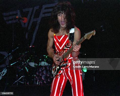 Eddie Van Halen 1982 Photos And Premium High Res Pictures Getty Images