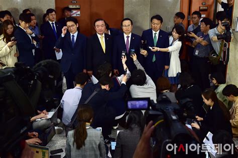 포토 자유한국당 제외 여야 4당 원내대표 선거제·공수처법 등 패스트트랙 잠정 합의 네이트 뉴스