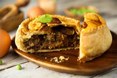 La Recette De Tourte Aux Champignons De Laurent Mariotte Marie Claire