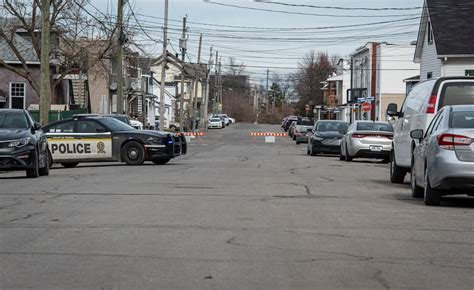 Décès Suspect à Salaberry De Valleyfield Retrouvé Mort Torse Nu Sur