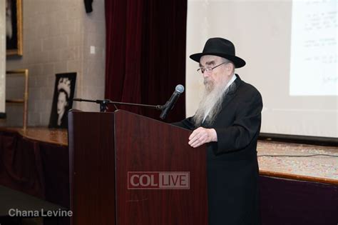 Bais Rivkah 12th Grade Celebrates Graduation