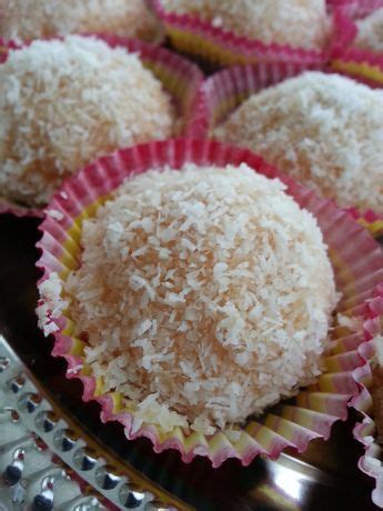 Boules fondantes noix de coco et confiture les délices de mymy