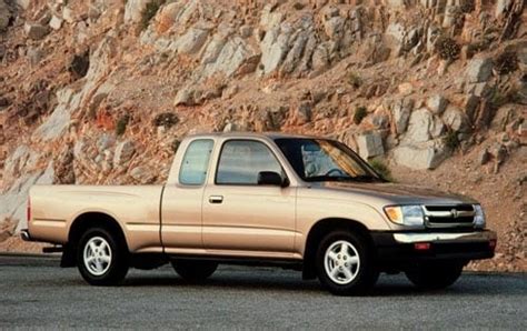 Used 2000 Toyota Tacoma for sale - Pricing & Features | Edmunds