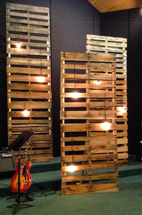 How To Build A Free Standing Pallet Wall In 7 Easy Steps Artofit