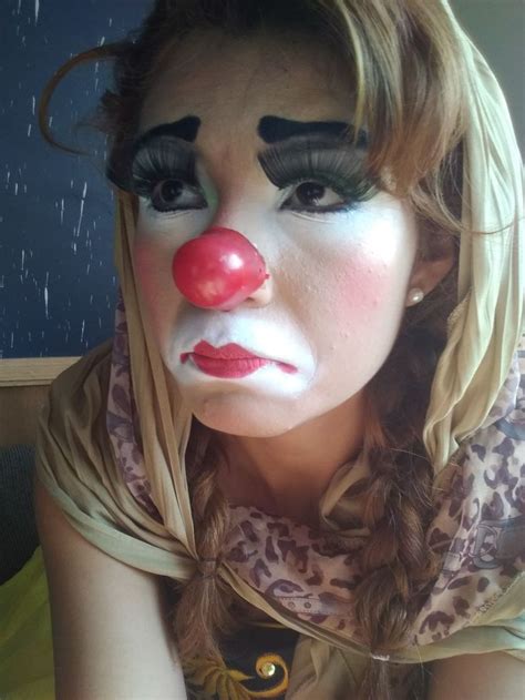 Pin By Bubba Smith On Art Clown Faces Female Clown Halloween Face