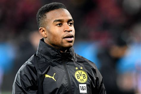 Youssoufa Moukoko Wird Das Wunderkind Vom BVB Verheizt GMX