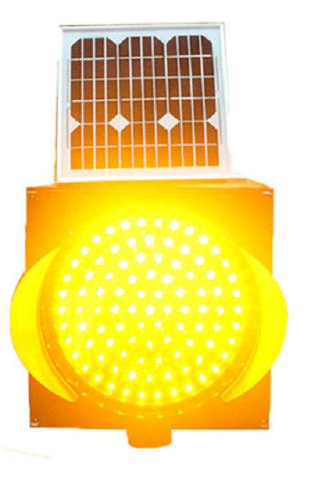 Ddurable V W Solar Powered Traffic Lights Flashing Amber Traffic