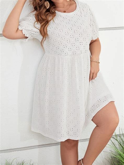 SHEIN VCAY Sukienki Plus Size Falbanka Haft Oczkowy Prosty Boho Moda