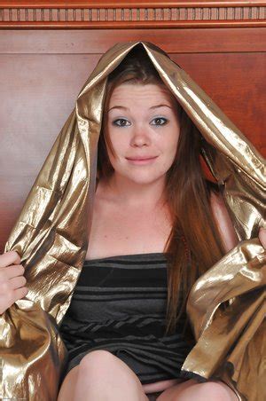 Fatty Latina Amateur XXX Dessert