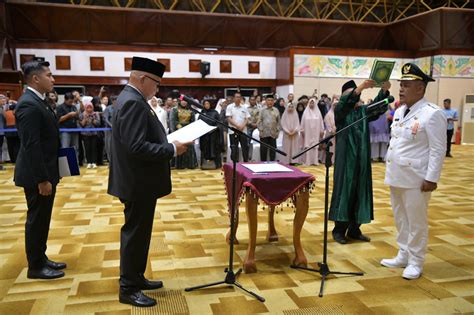 Pj Gubernur Aceh Lantik Azhari Sebagai Pj Wali Kota Subulussalam BIRO