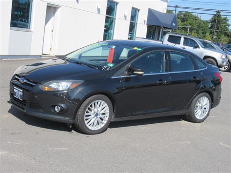 2014 Ford Focus Titanium 4dr Sedan