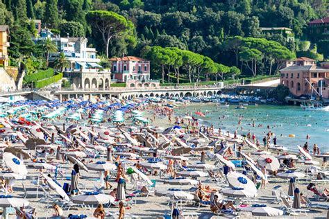 Crowded beach on the Mediterranean coast 10648292 Stock Photo at Vecteezy