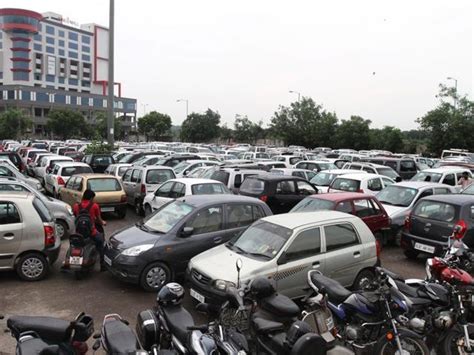 Rajouri Garden, Pitampura metro stations to get multi-level car parking ...