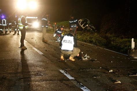 Incidente Muore Una Donna Gravi Altre Due Persone