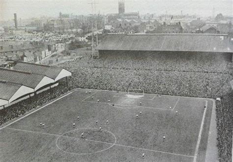 Molineux Stadium In 1957 Wolverhampton Wanderers Wolverhampton