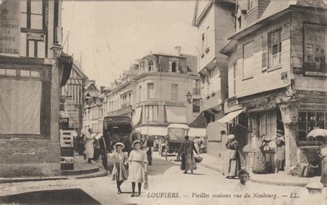 Louviers Vieilles Maisons Rue Du Neubourg Carte Postale Ancienne Et