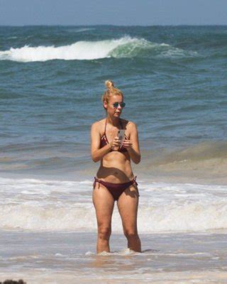 Froukje De Both Bikini Porn Pictures Xxx Photos Sex Images Pictoa