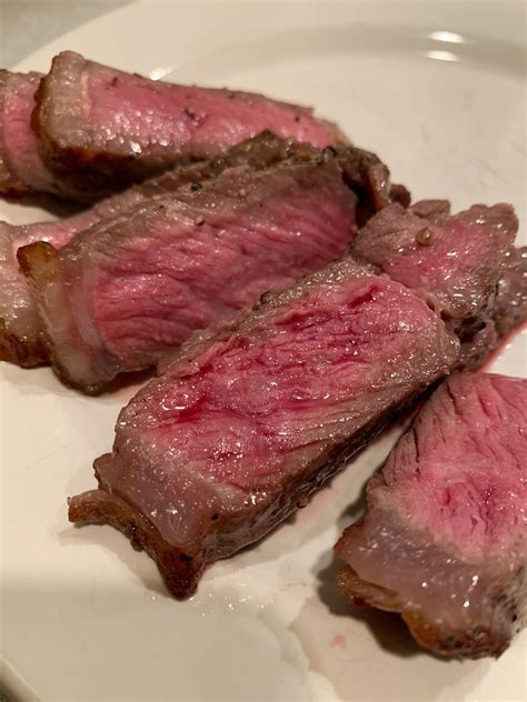 [homemade] Sous Vide New York Strip Steak And Then A Quick Sear Under