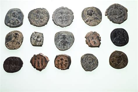 Byzantine Empire Lot Of 15 Byzantine Coins Folles Half Catawiki